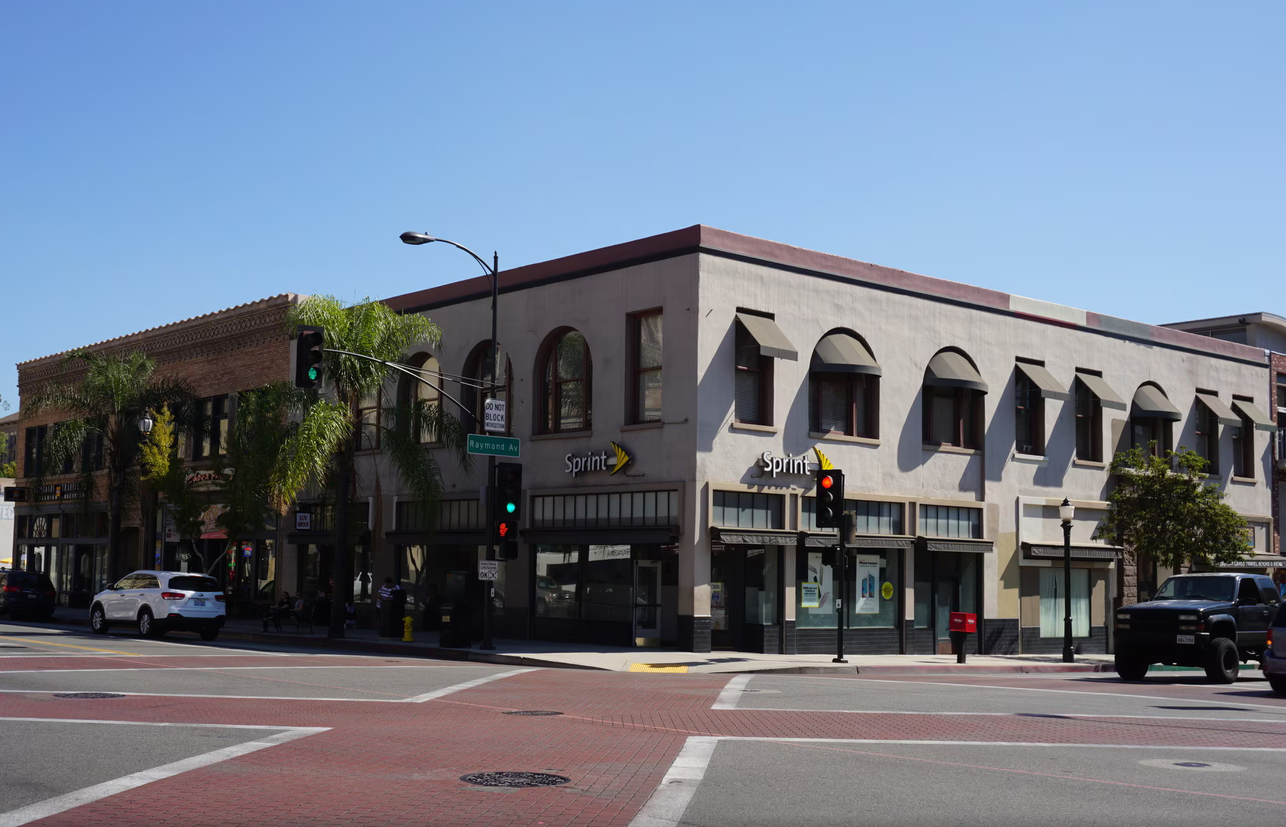 12-22 S Raymond Ave_Pasadena_2nd Flr Office_For Lease 12-22 S Raymond Ave_Pasadena_2nd Flr Office_For Lease