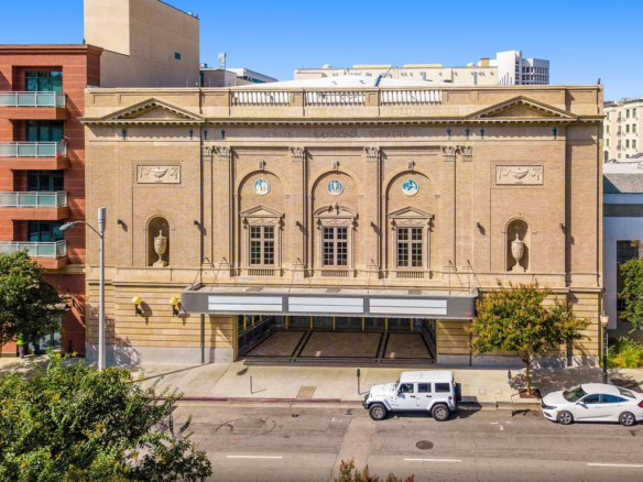 125-129 N Raymond Ave_Pasadena_Theater_For Lease
