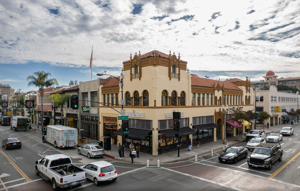 2 E Colorado Blvd_Pasadena_For Lease